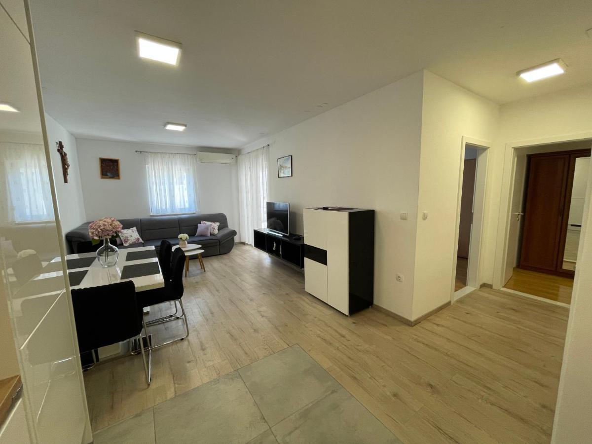 The Big Terrace Apartment Makarska Eksteriør bilde